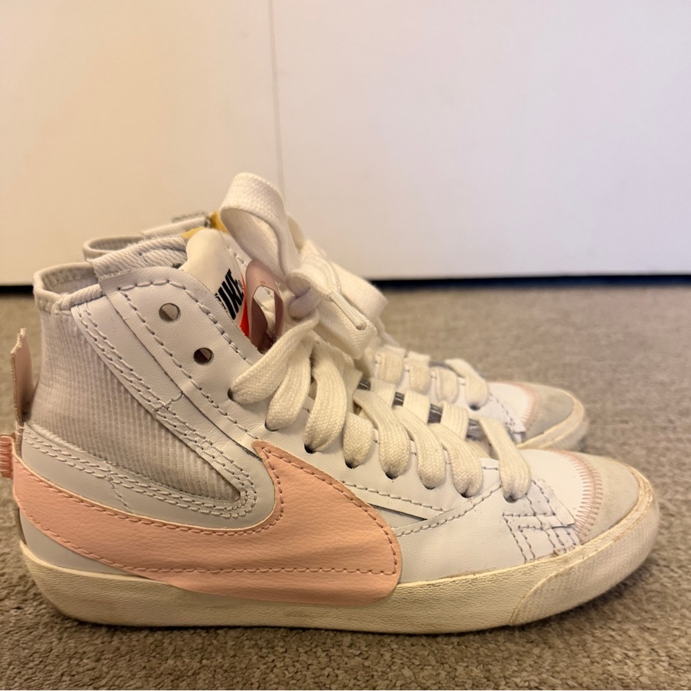 Nike High-Top Sneakers - White and Light Pink women’s size 8.5